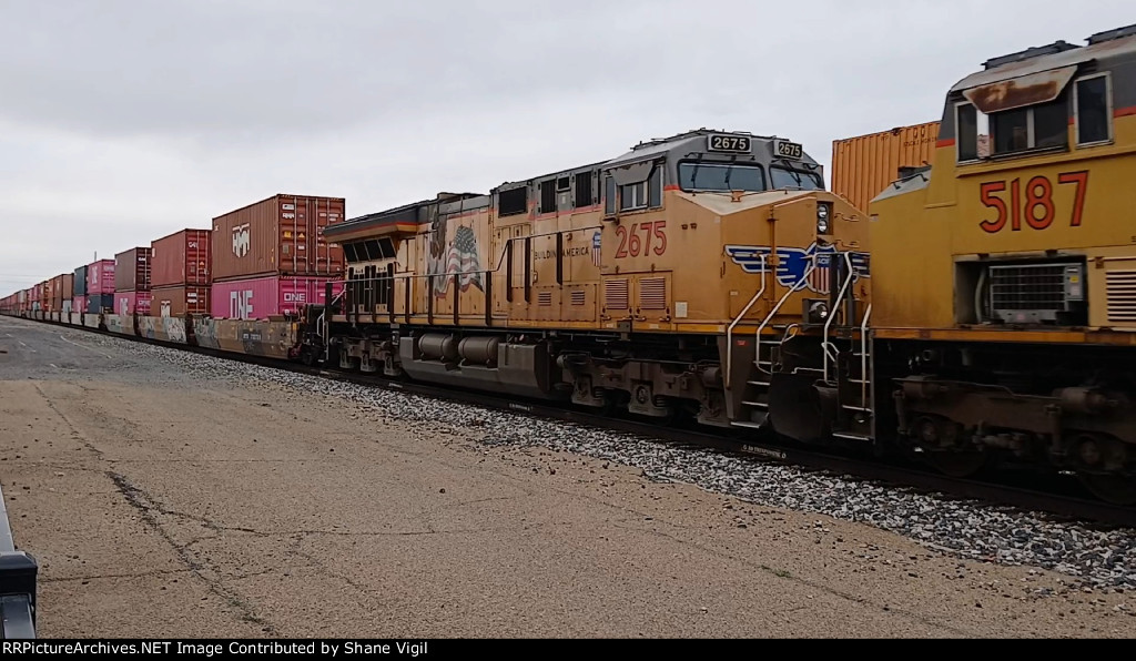 UP 2675